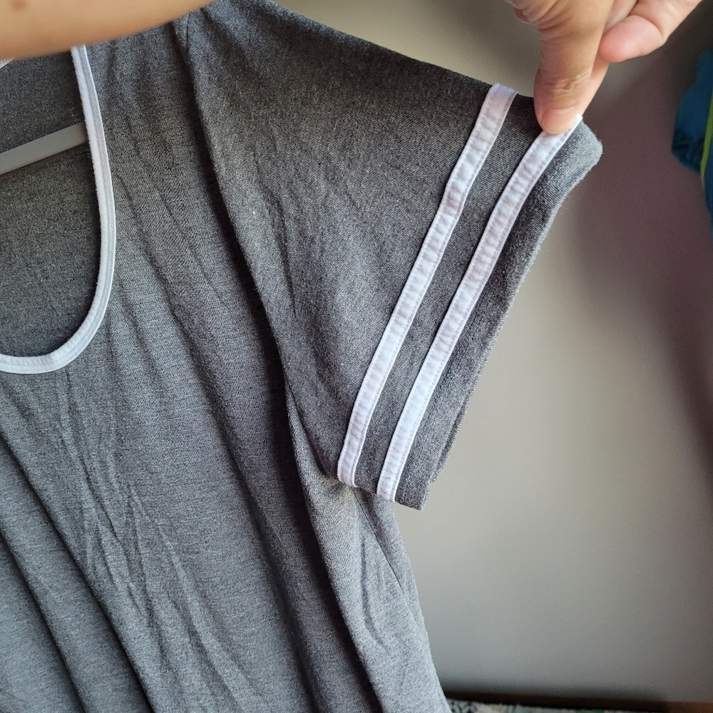Perfect tee Grey and white 2XL